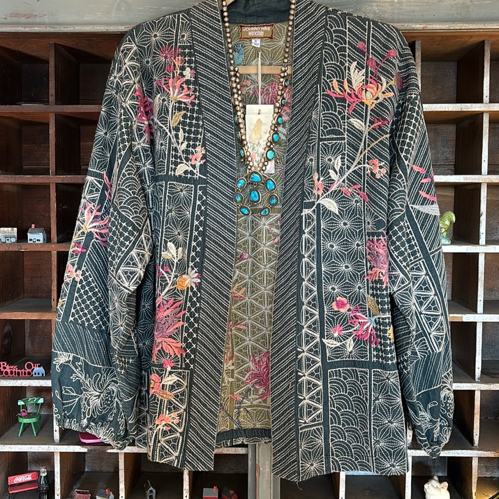 Johnny Was Bishop Sleeve Kimono NWT
